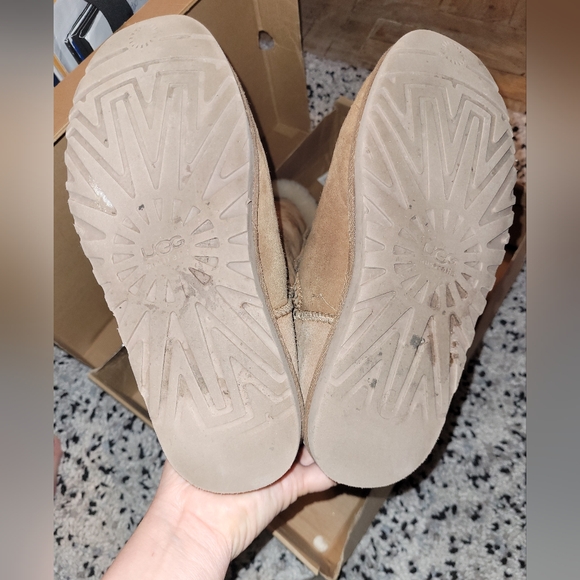 Tall Tan Over The Knee Bailey Button Ugg Boot - Picture 6 of 9